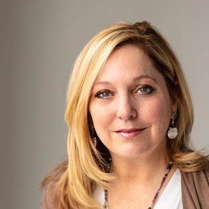 Meet your Posher, Rena